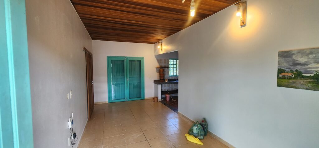ALUGA-SE CASA – 3 Quartos– CIDADE BAIXA | ALTO PARAÍSO DE GOIÁS