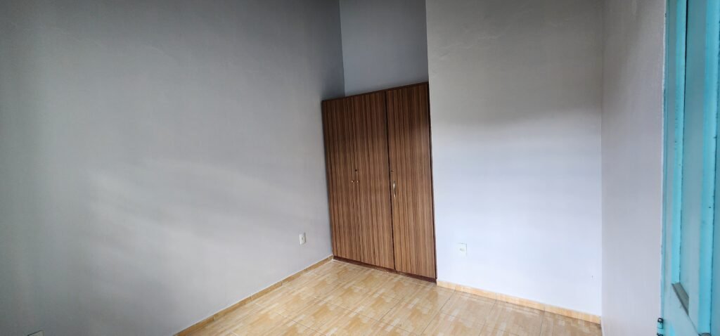 ALUGA-SE CASA – 3 Quartos– CIDADE BAIXA | ALTO PARAÍSO DE GOIÁS