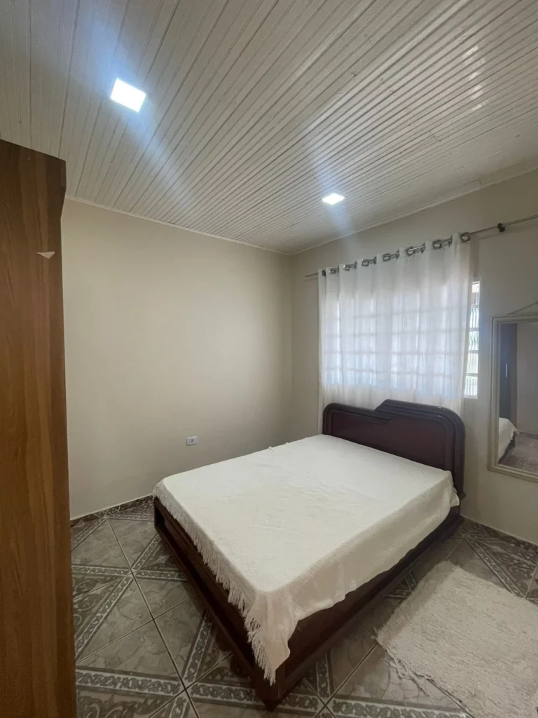 🏡 CASA MOBILIADA PARA LOCAÇÃO – BAIRRO NOVO HORIZONTE | ALTO PARAÍSO DE GOIÁS