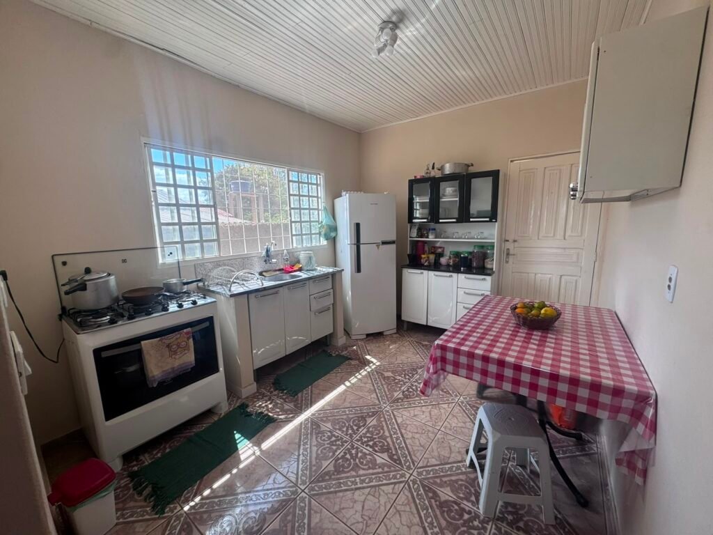 🏡 CASA MOBILIADA PARA LOCAÇÃO – BAIRRO NOVO HORIZONTE | ALTO PARAÍSO DE GOIÁS