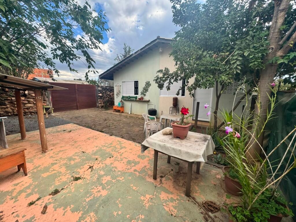 🏡 OPORTUNIDADE EM ALTO PARAÍSO DE GOIÁS! CHALÉS + CASA