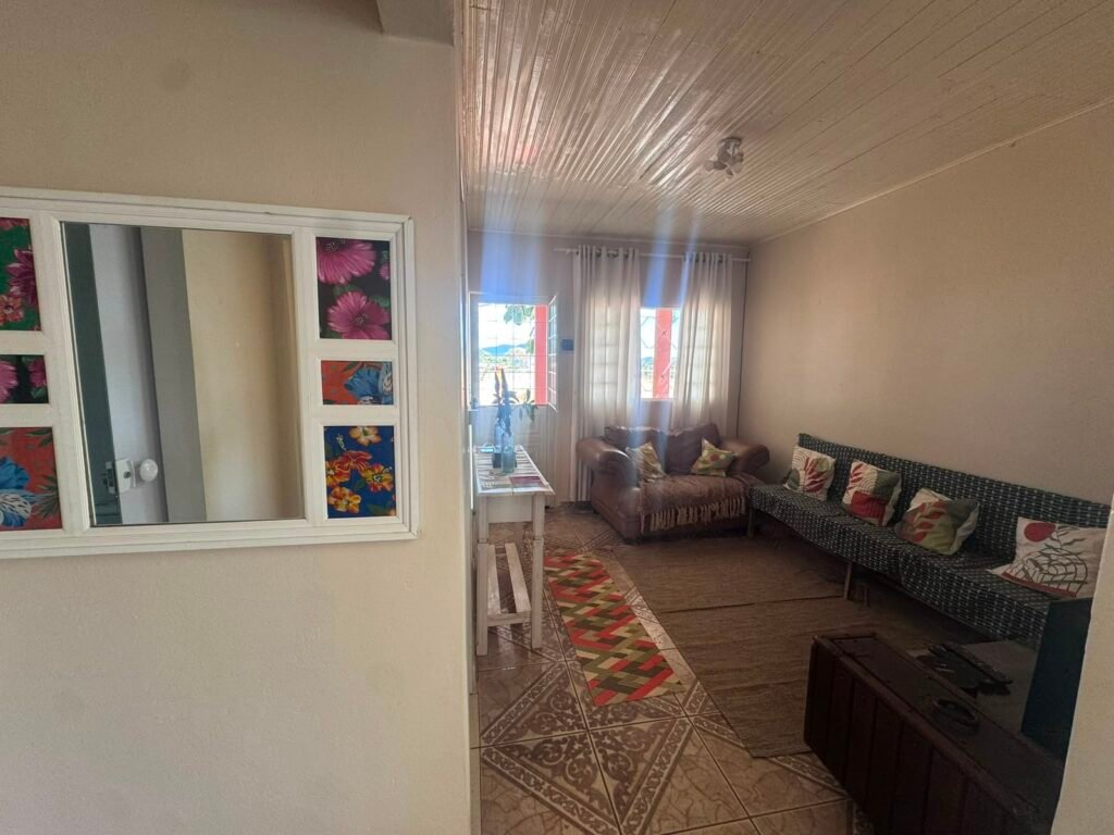 🏡 CASA MOBILIADA PARA LOCAÇÃO – BAIRRO NOVO HORIZONTE | ALTO PARAÍSO DE GOIÁS