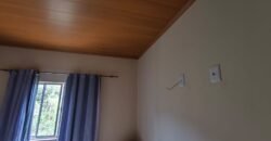 Casa – Terreno 5.000m2 – km 14, entre Alto Paraíso e São Jorge Casa – Terreno 5.000m2 – km 14, entre Alto Paraíso e São Jorge