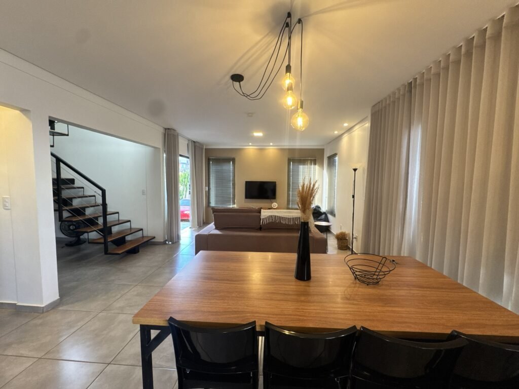 Lindo Sobrado à Venda no Bairro Eldorado – Alto Paraíso de Goiás