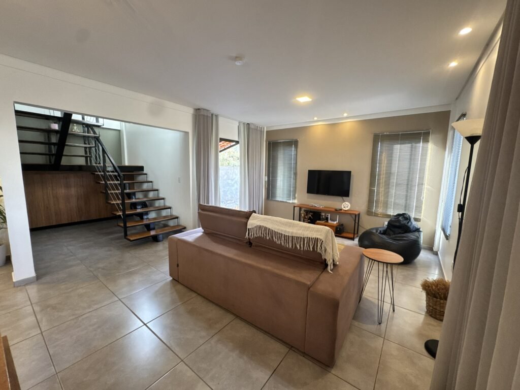 Lindo Sobrado à Venda no Bairro Eldorado – Alto Paraíso de Goiás