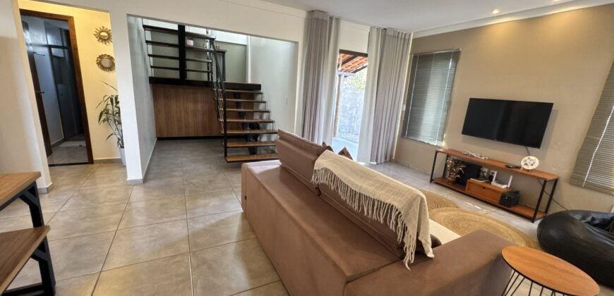 Lindo Sobrado à Venda no Bairro Eldorado – Alto Paraíso de Goiás