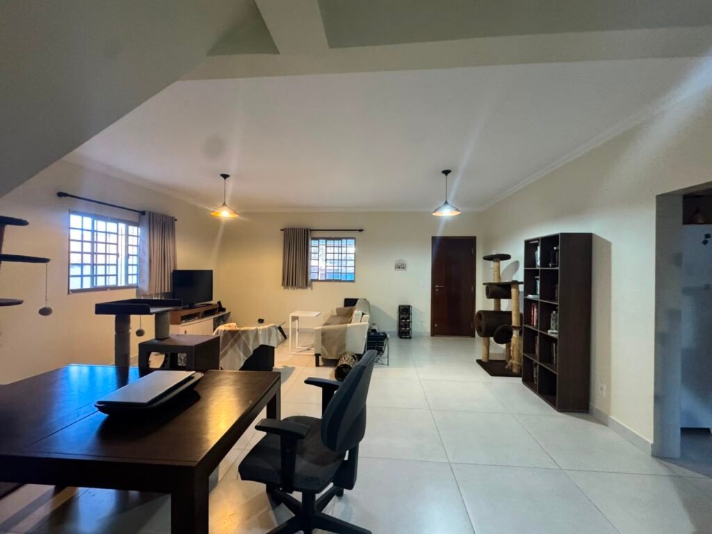 🏡 Sobrado à Venda em Alto Paraíso de Goiás – Bairro Eldorado