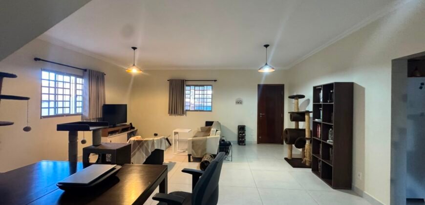 🏡 Sobrado à Venda em Alto Paraíso de Goiás – Bairro Eldorado
