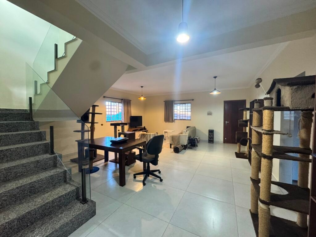 🏡 Sobrado à Venda em Alto Paraíso de Goiás – Bairro Eldorado