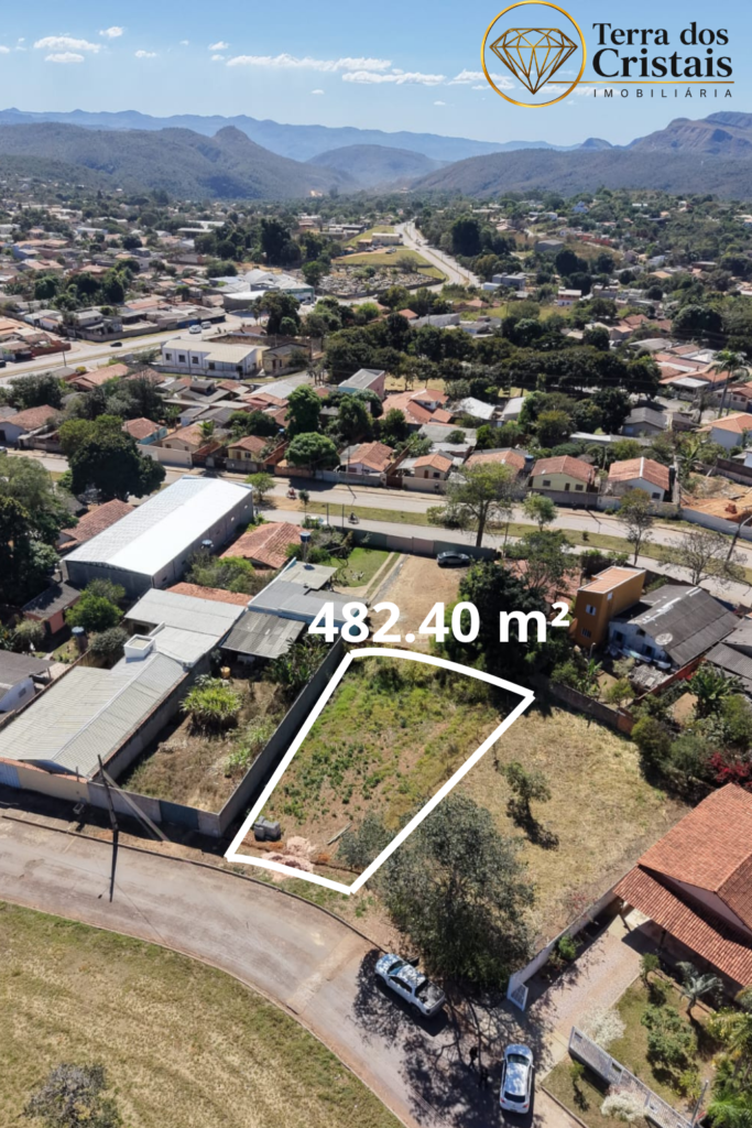 Lote a venda na entrada do setor Novo Horizonte em Alto Paraíso de Goiás