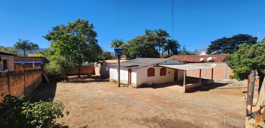 OPORTUNIDADE ÚNICA NO CENTRO DE ALTO PARAÍSO DE GOIÁS! 🌿