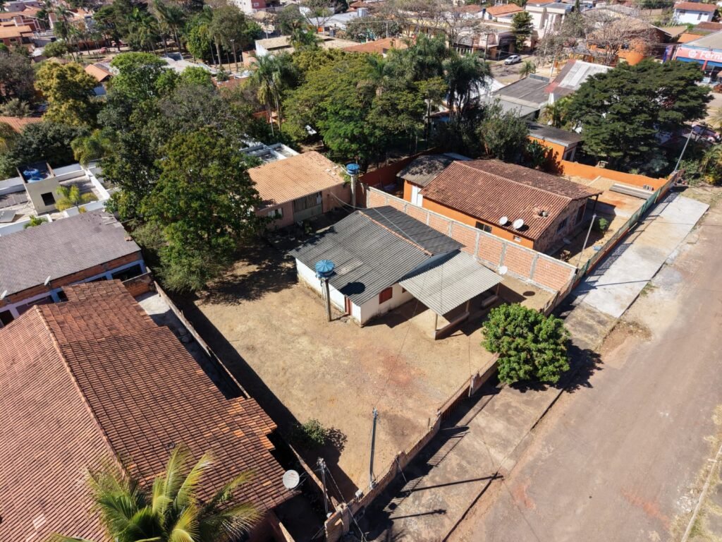 OPORTUNIDADE ÚNICA NO CENTRO DE ALTO PARAÍSO DE GOIÁS! 🌿