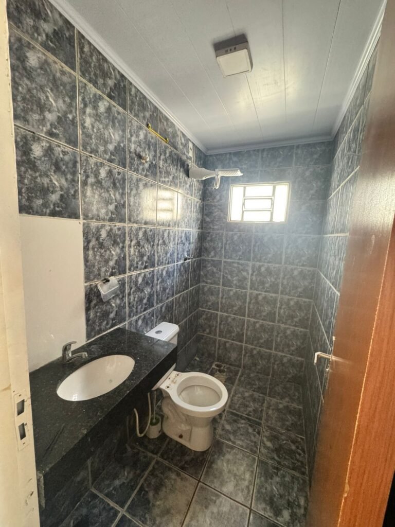 Vende-se Casa de 4 quartos – Setor Planalto – Alto Paraíso de Goiás