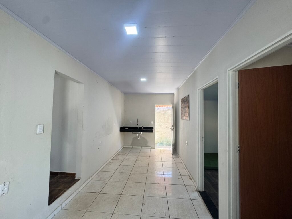 Vende-se Casa de 4 quartos – Setor Planalto – Alto Paraíso de Goiás