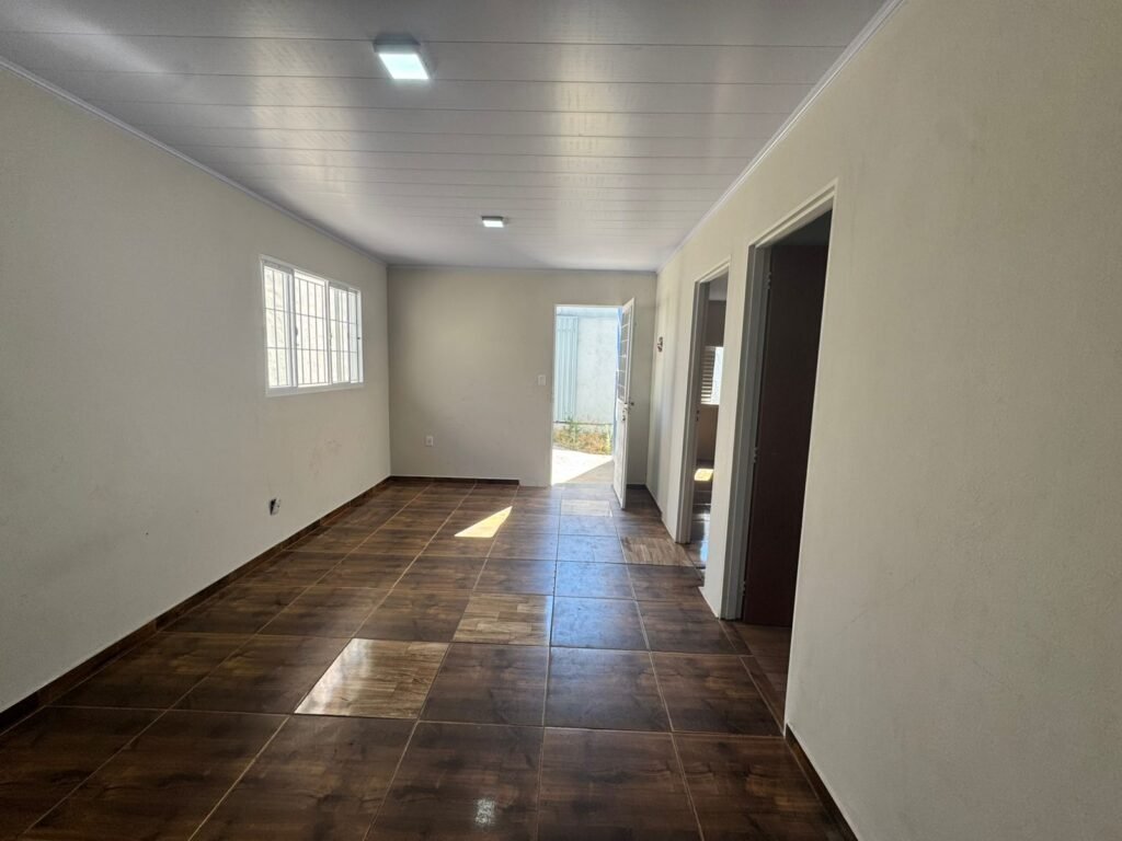 Vende-se Casa de 4 quartos – Setor Planalto – Alto Paraíso de Goiás