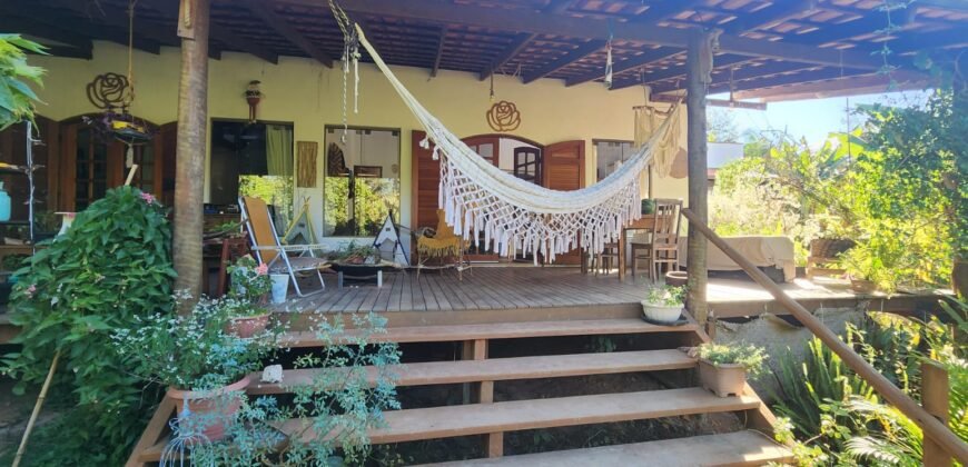 CASA A VENDA NO CONDOMÍNIO VALE AZUL – ALTO PARAÍSO DE GOIÁS