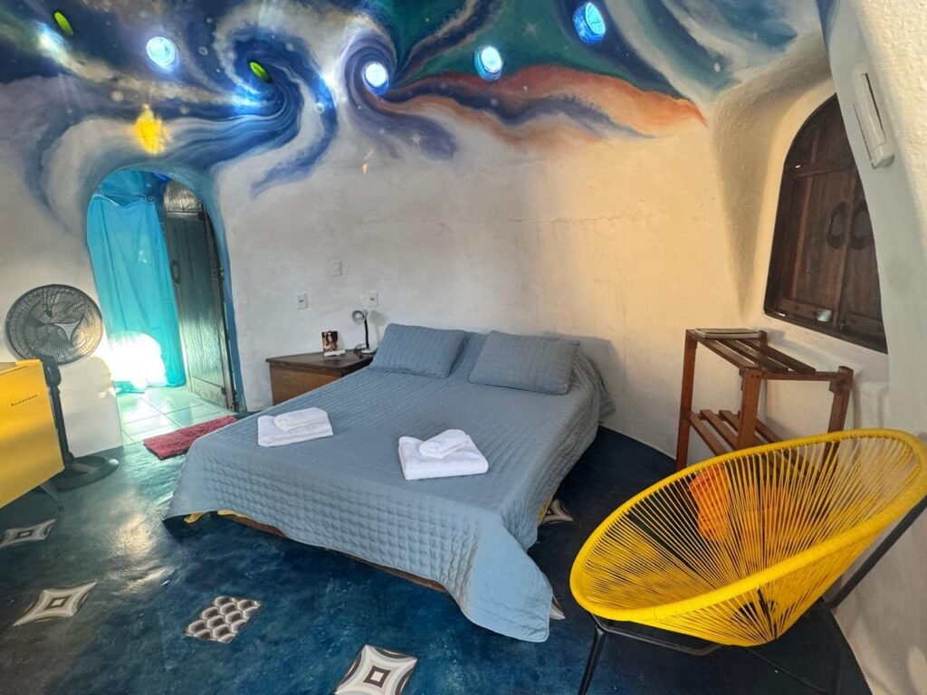 🏡 OPORTUNIDADE EM ALTO PARAÍSO DE GOIÁS! CHALÉS + CASA