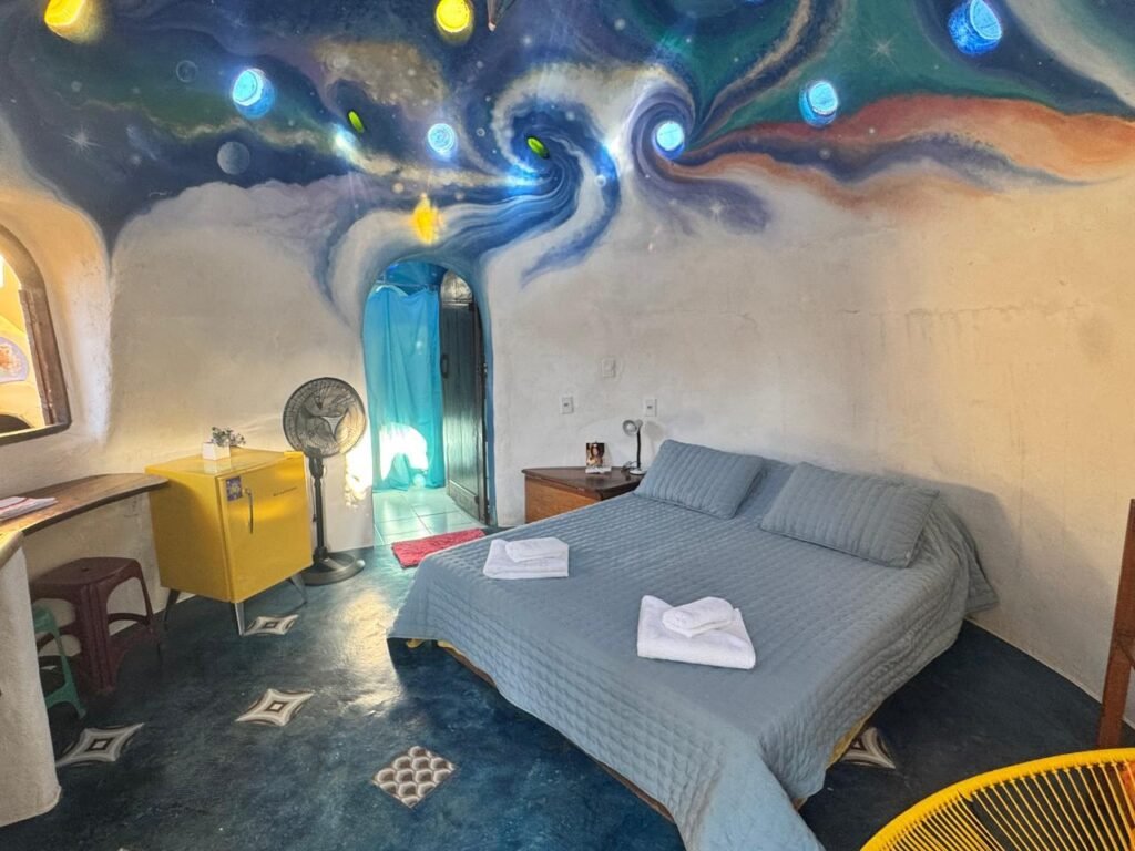 🏡 OPORTUNIDADE EM ALTO PARAÍSO DE GOIÁS! CHALÉS + CASA