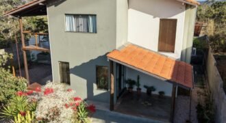 Lindo Sobrado à Venda no Bairro Eldorado – Alto Paraíso de Goiás Lindo Sobrado à Venda no Bairro Eldorado – Alto Paraíso de Goiás