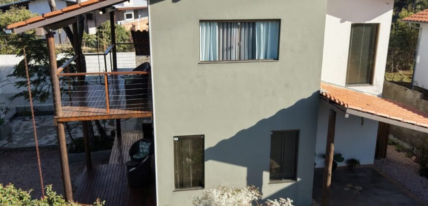 Lindo Sobrado à Venda no Bairro Eldorado – Alto Paraíso de Goiás