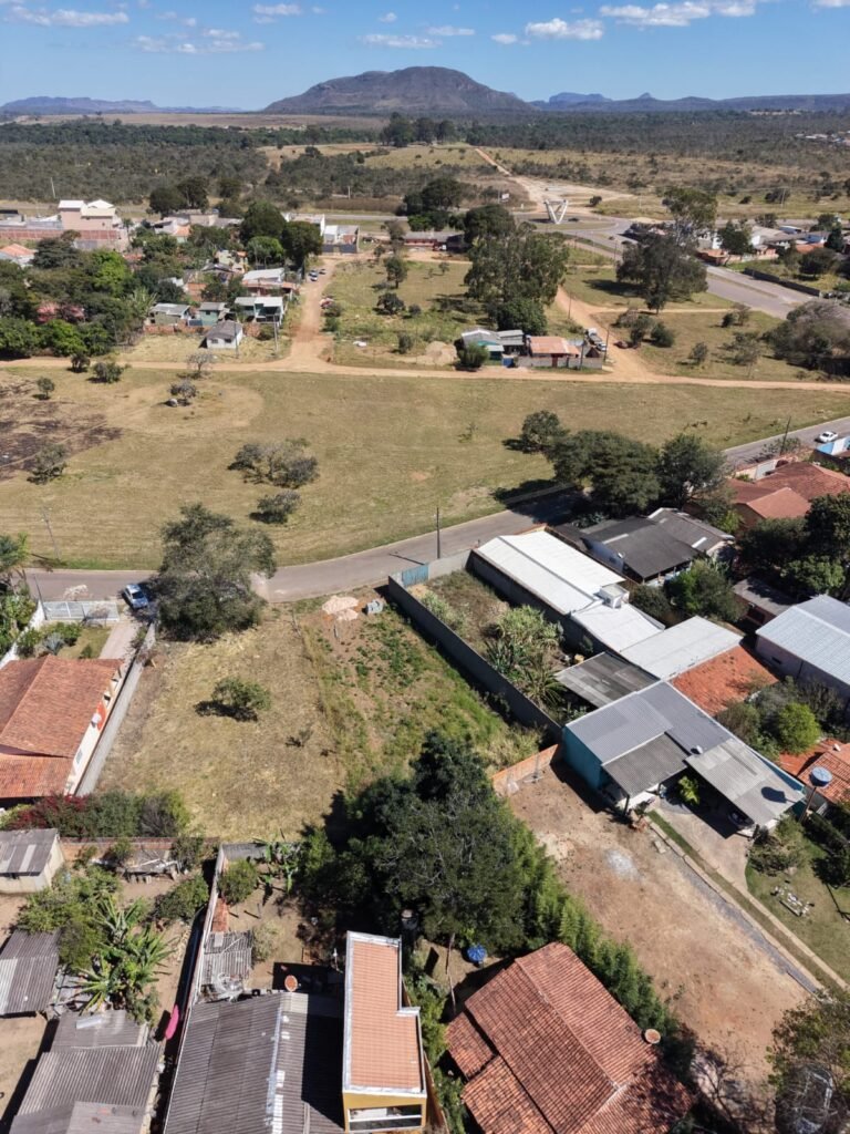 Lote a venda na entrada do setor Novo Horizonte em Alto Paraíso de Goiás
