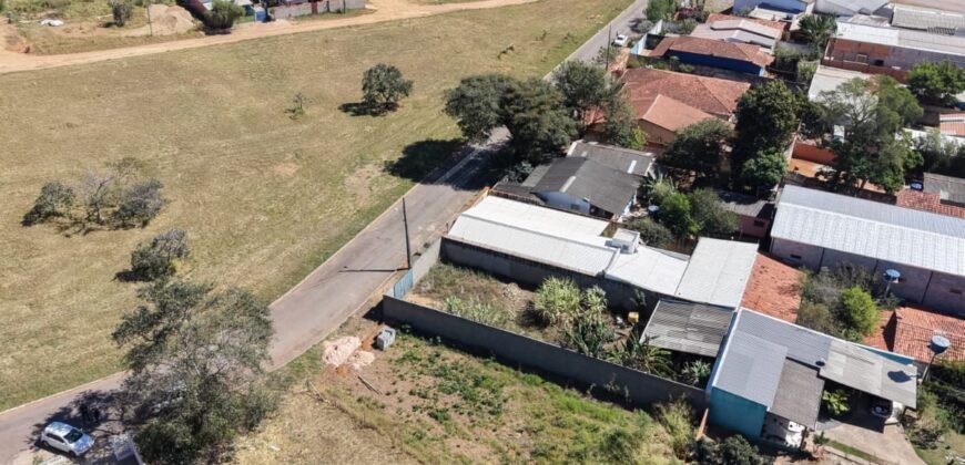 Lote a venda na entrada do setor Novo Horizonte em Alto Paraíso de Goiás
