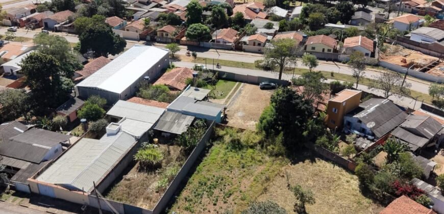 Lote a venda na entrada do setor Novo Horizonte em Alto Paraíso de Goiás