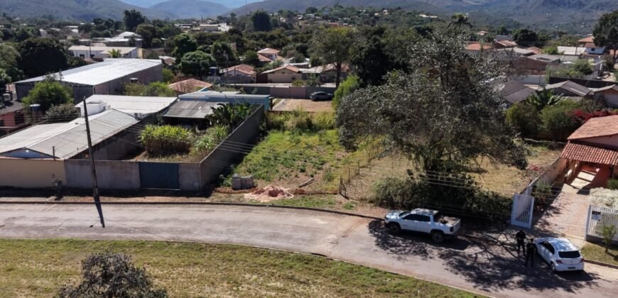 Lote a venda na entrada do setor Novo Horizonte em Alto Paraíso de Goiás