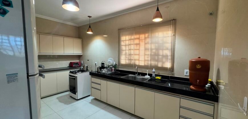 🏡 Sobrado à Venda em Alto Paraíso de Goiás – Bairro Eldorado
