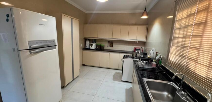 🏡 Sobrado à Venda em Alto Paraíso de Goiás – Bairro Eldorado