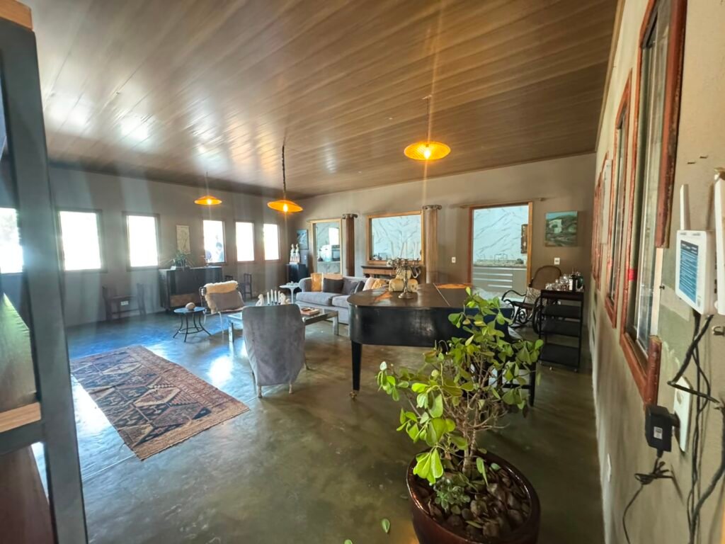 🌿 VENDE-SE | EXCLUSIVIDADE NO CENTRO DE ALTO PARAÍSO DE GOIÁS