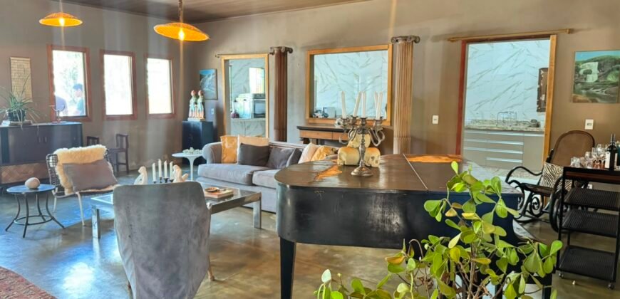🌿 VENDE-SE | EXCLUSIVIDADE NO CENTRO DE ALTO PARAÍSO DE GOIÁS