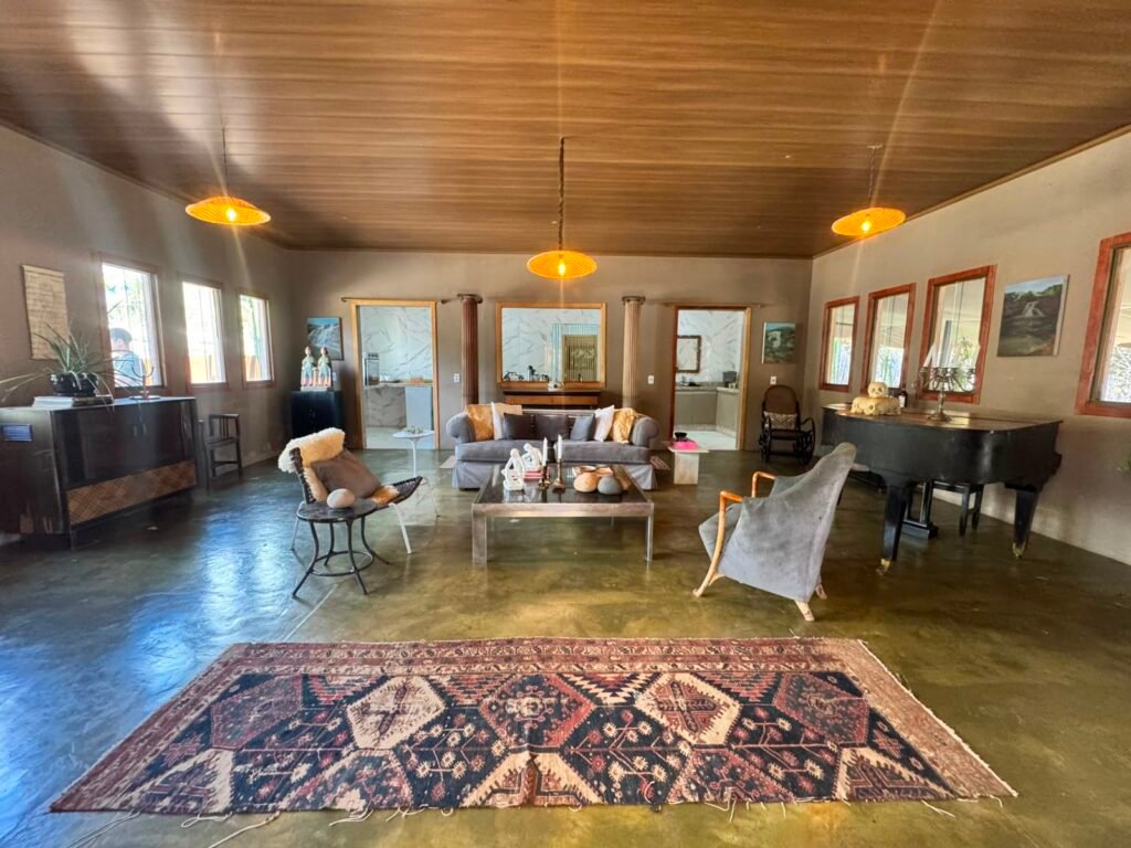 🌿 VENDE-SE | EXCLUSIVIDADE NO CENTRO DE ALTO PARAÍSO DE GOIÁS