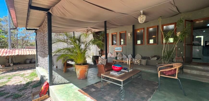 🌿 VENDE-SE | EXCLUSIVIDADE NO CENTRO DE ALTO PARAÍSO DE GOIÁS