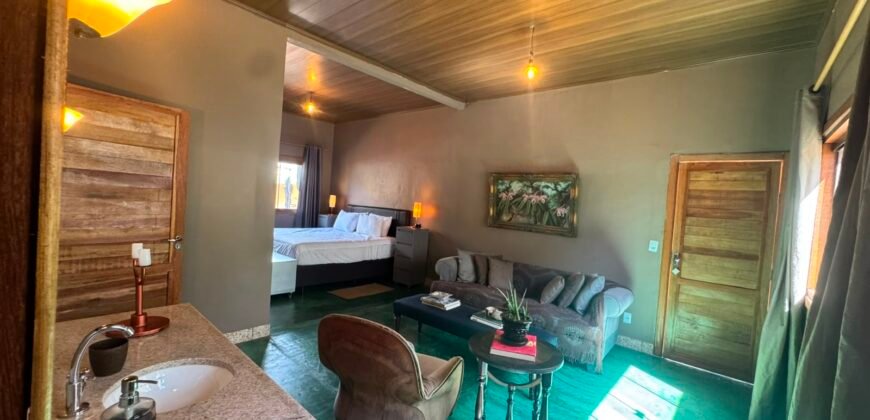 🌿 VENDE-SE | EXCLUSIVIDADE NO CENTRO DE ALTO PARAÍSO DE GOIÁS