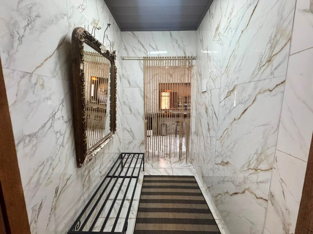 🌿 VENDE-SE | EXCLUSIVIDADE NO CENTRO DE ALTO PARAÍSO DE GOIÁS