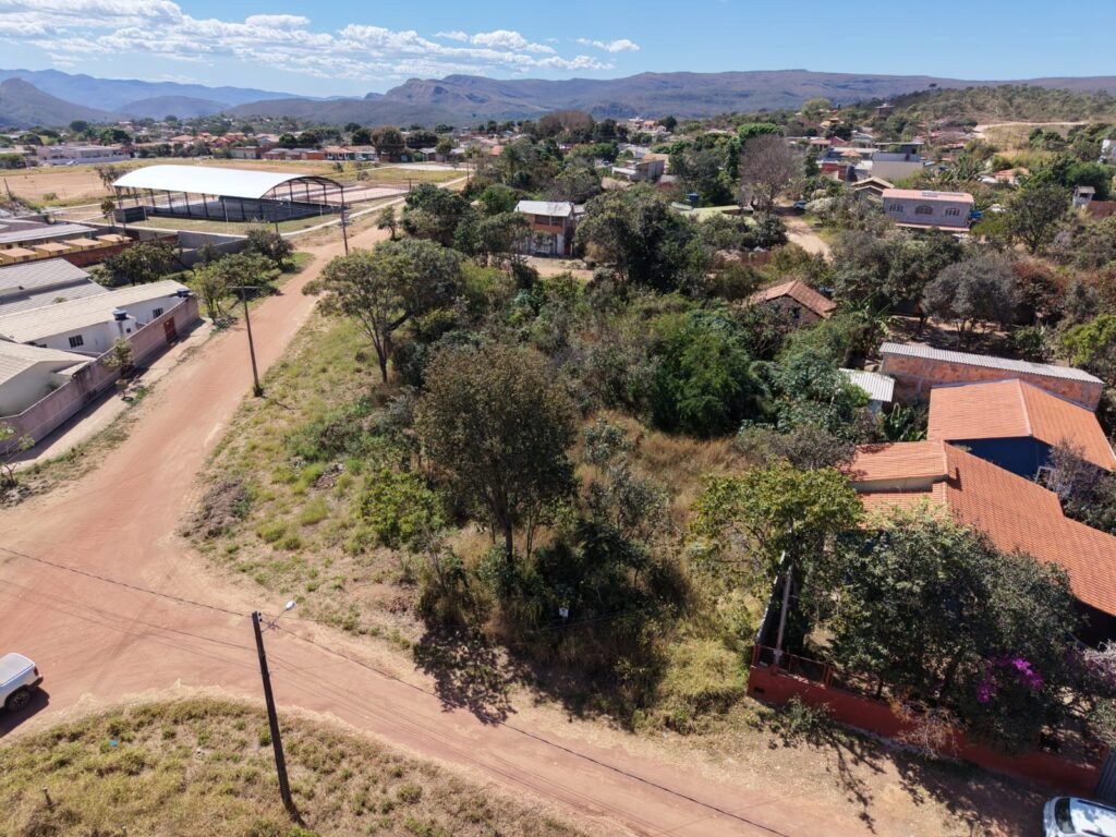 VENDE-SE LOTE 450m2 – NOVO HORIZONTE | ALTO PARAÍSO DE GOIÁS