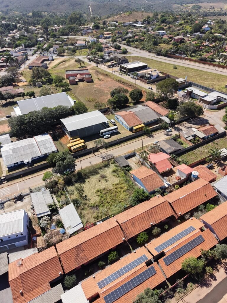 VENDE-SE LOTE 900m2 – Região Central em Alto Paraíso de Goiás