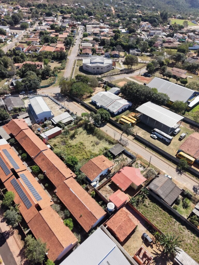 VENDE-SE LOTE 900m2 – Região Central em Alto Paraíso de Goiás