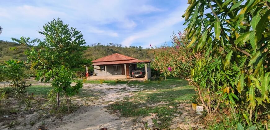 Casa – Terreno 5.000m2 –  km 14, entre Alto Paraíso e São Jorge