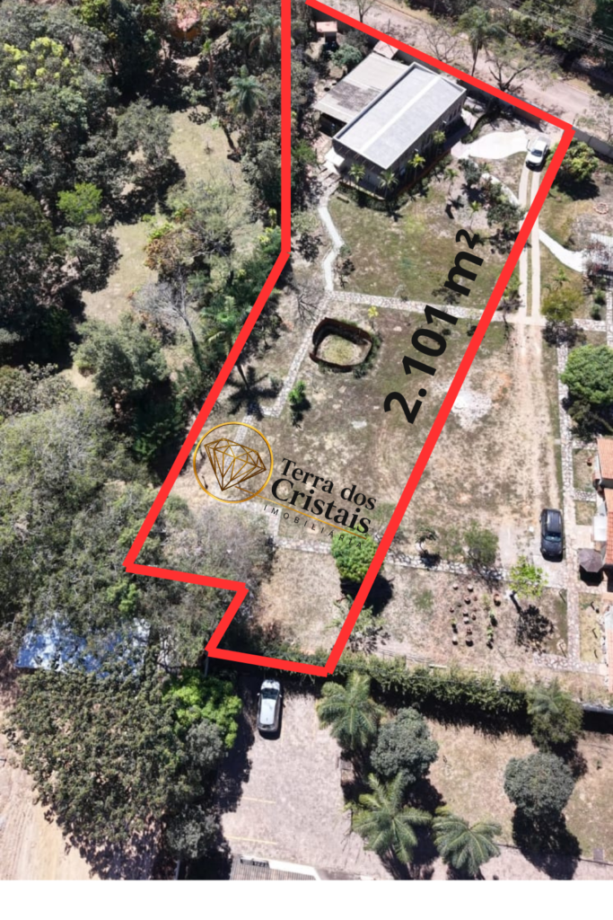 🌿 VENDE-SE | EXCLUSIVIDADE NO CENTRO DE ALTO PARAÍSO DE GOIÁS