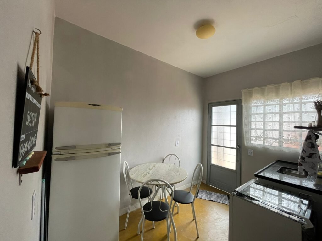🏡 KITNET SEMI MOBILIADA PARA ALUGAR – BAIRRO NOVO HORIZONTE