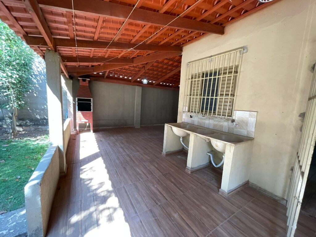 🏡 CASA DISPONÍVEL PARA LOCAÇÃO – NOVO HORIZONTE