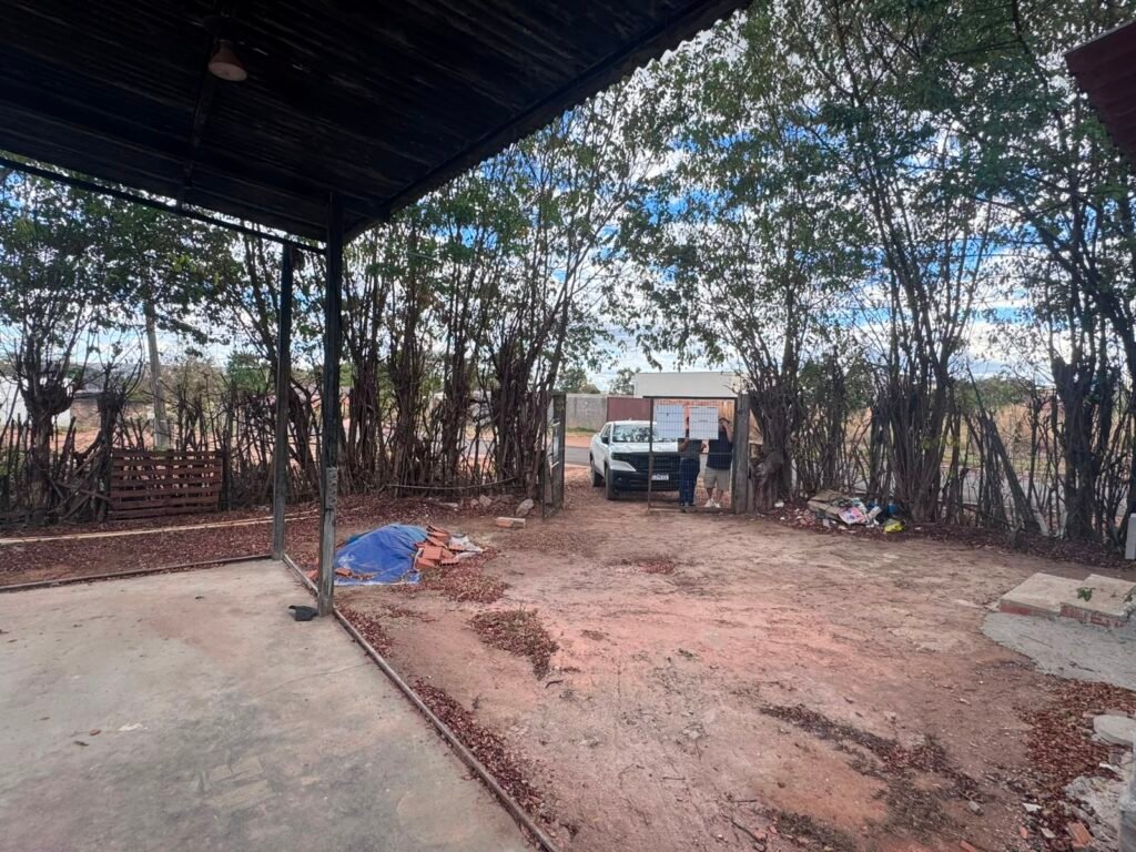 🏡 ALUGA-SE – CASA SEMI MOBILIADA | SETOR PLANALTO