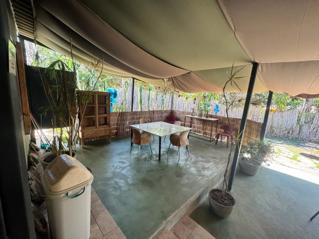 CASA MOBILIADA PARA LOCAÇÃO – CIDADE BAIXA | ALTO PARAÍSO DE GOIÁS
