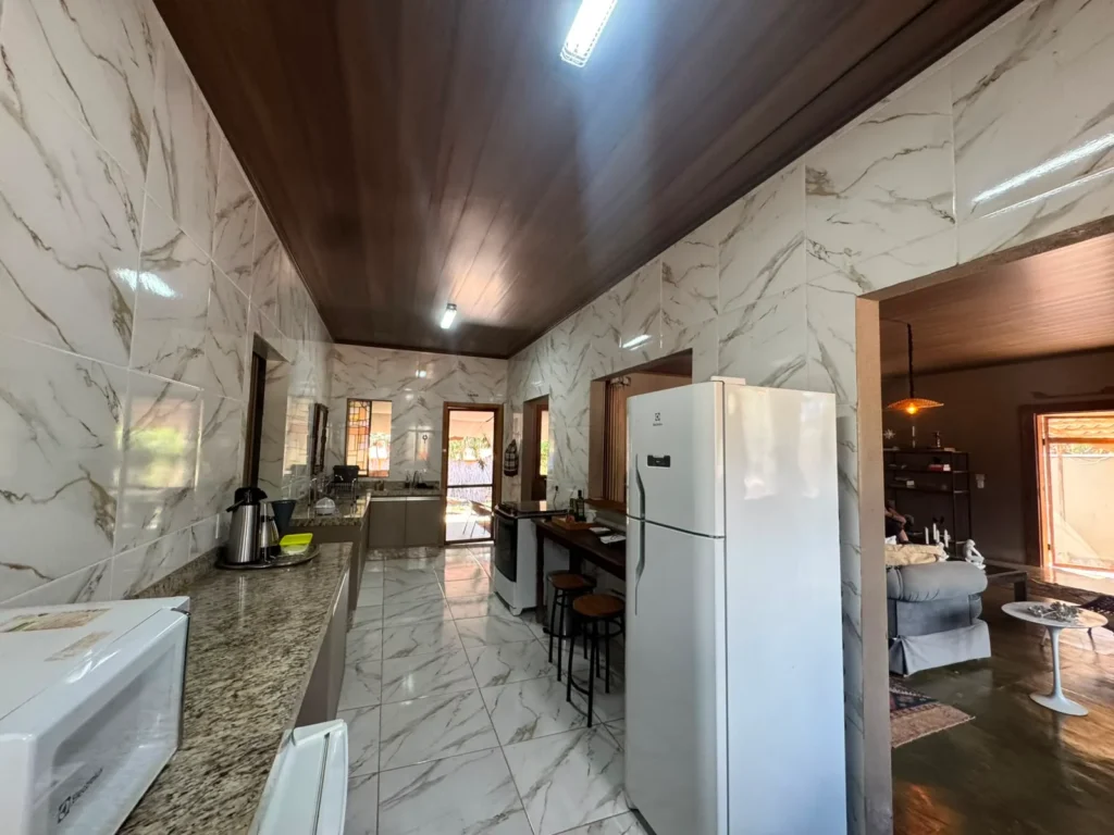 CASA MOBILIADA PARA LOCAÇÃO – CIDADE BAIXA | ALTO PARAÍSO DE GOIÁS