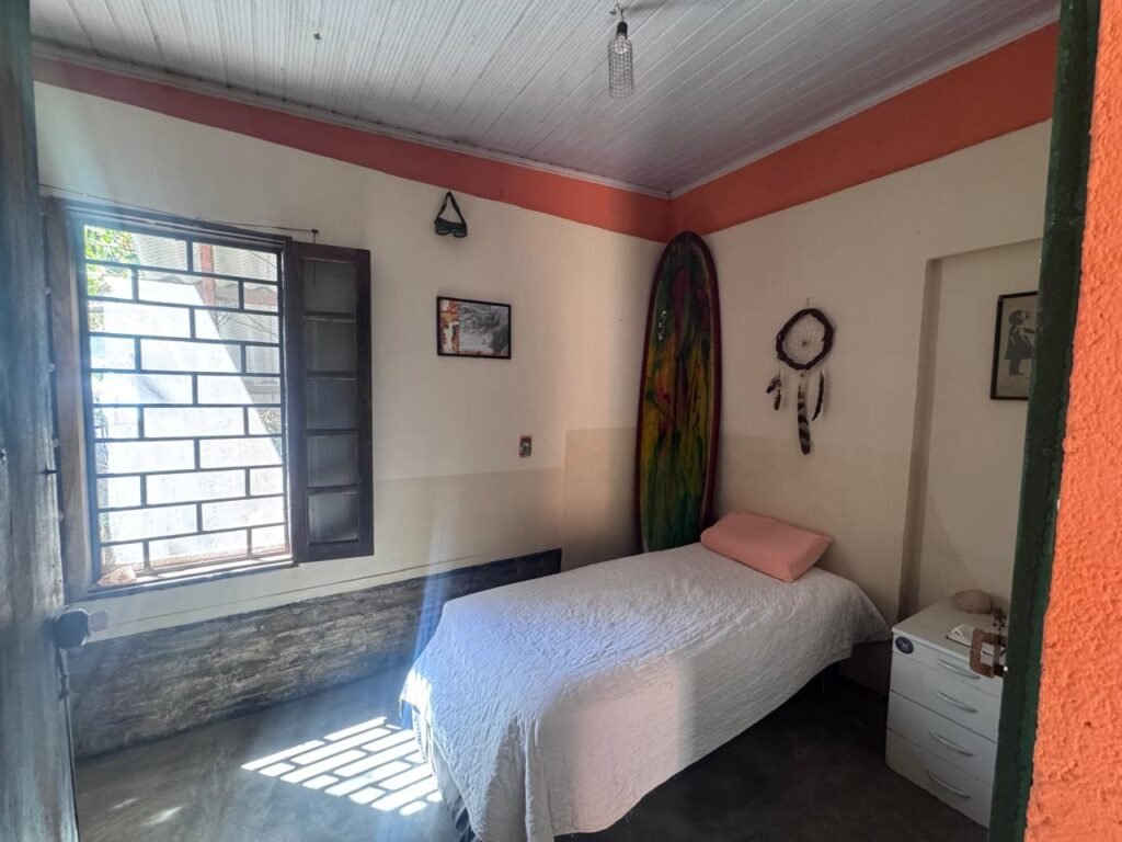 Vende-se Casa no setor Vila Bandeira em Alto Paraíso de Goiás