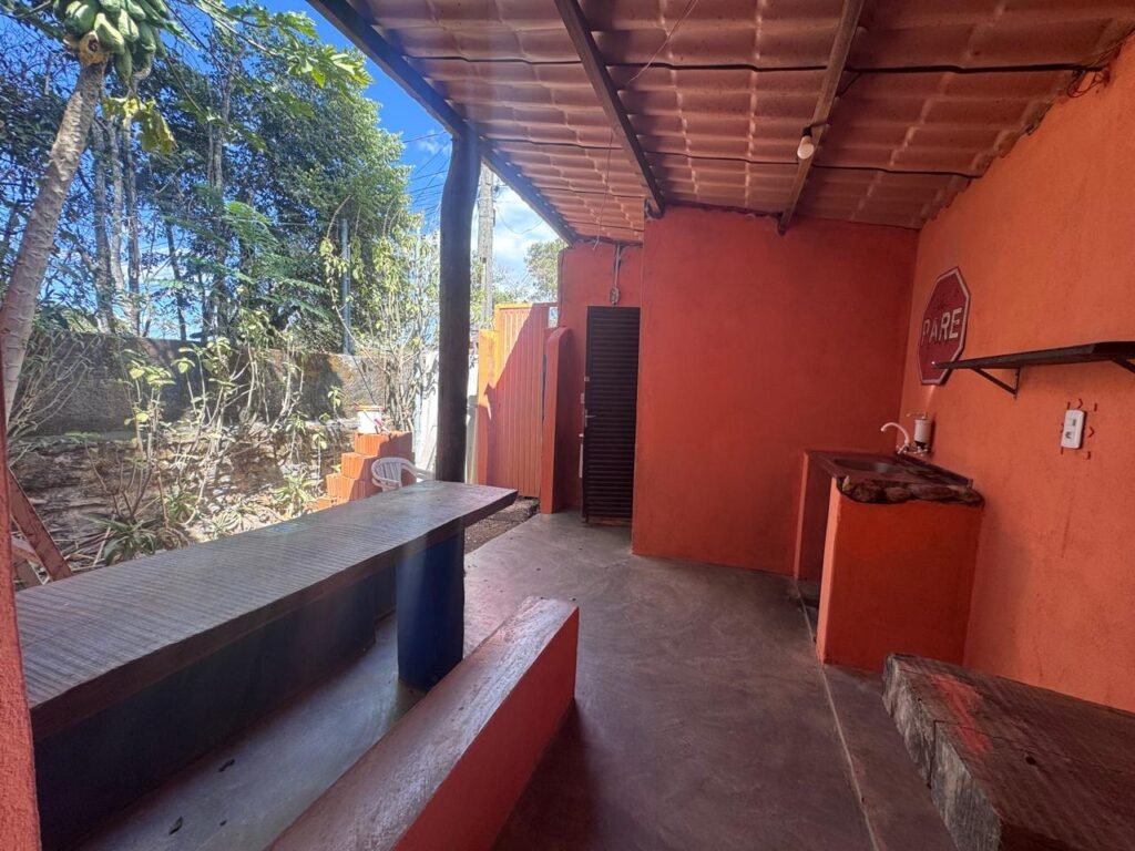 Vende-se Casa no setor Vila Bandeira em Alto Paraíso de Goiás