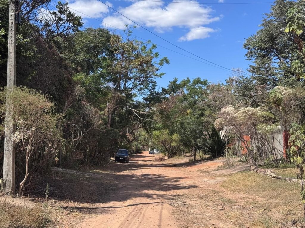 Vende-se Casa no setor Vila Bandeira em Alto Paraíso de Goiás