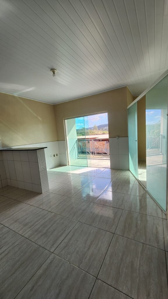 🏡 INVESTIMENTO NA CHAPADA: VENDA DE TERRENO COM 5 APARTAMENTOS, VISTA PRIVILEGIADA PARA A NATUREZA
